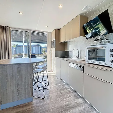 Mobil-home Confort 6 Pers, 200m Plage, Piscine Chauffee, 2 Sdb, Jullouville. - Fr-1-361a-58 펜션 *