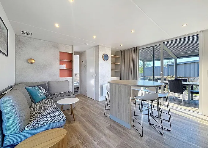 Mobil-home Confort 6 Pers, 200m Plage, Piscine Chauffee, 2 Sdb, Jullouville. - Fr-1-361a-58 * ジュルヴィル・レ・パン